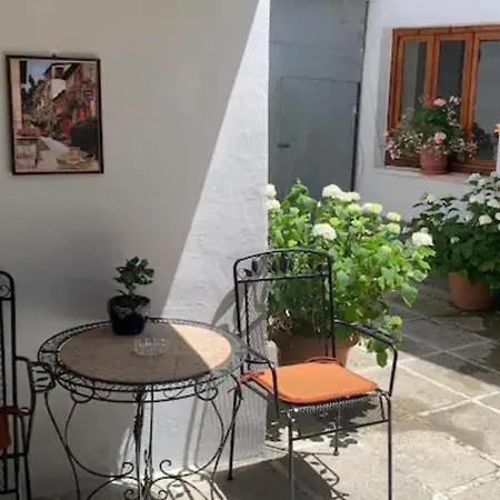 Tradicional Bazaar Villa